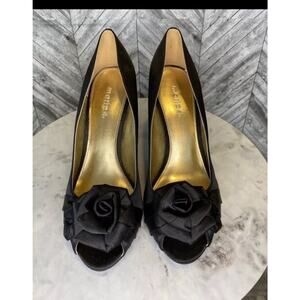 Maripe Wink Black Satin Rose Peep Toe Pumps Size 9.5 NWOT Italian Brand